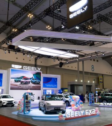 Geely Raih Angka Pemesanan Positif di GJAW 2025, Geely EX2 Jadi Model Paling Diminati